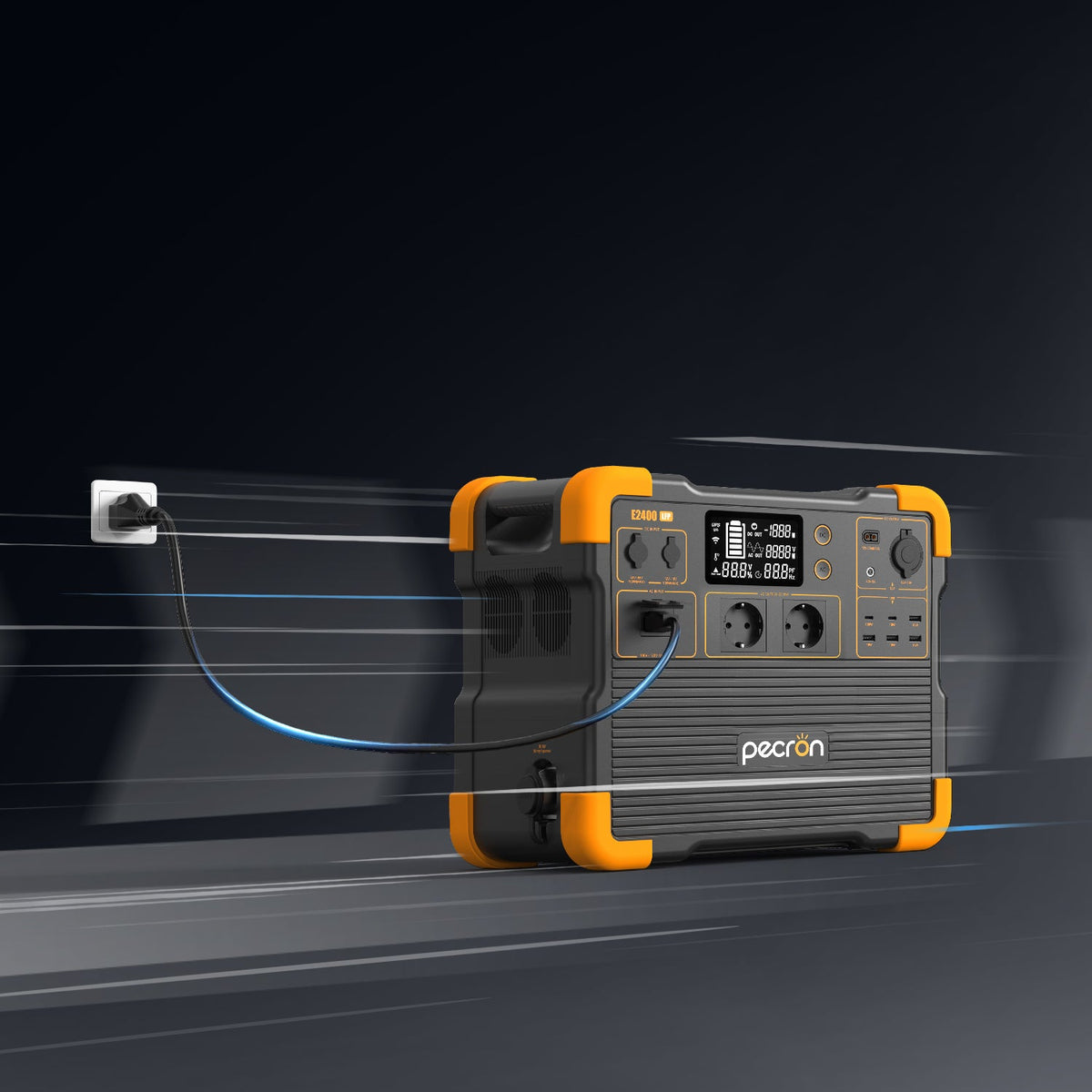 Pecron E2400LFP lades fra stikkontakten